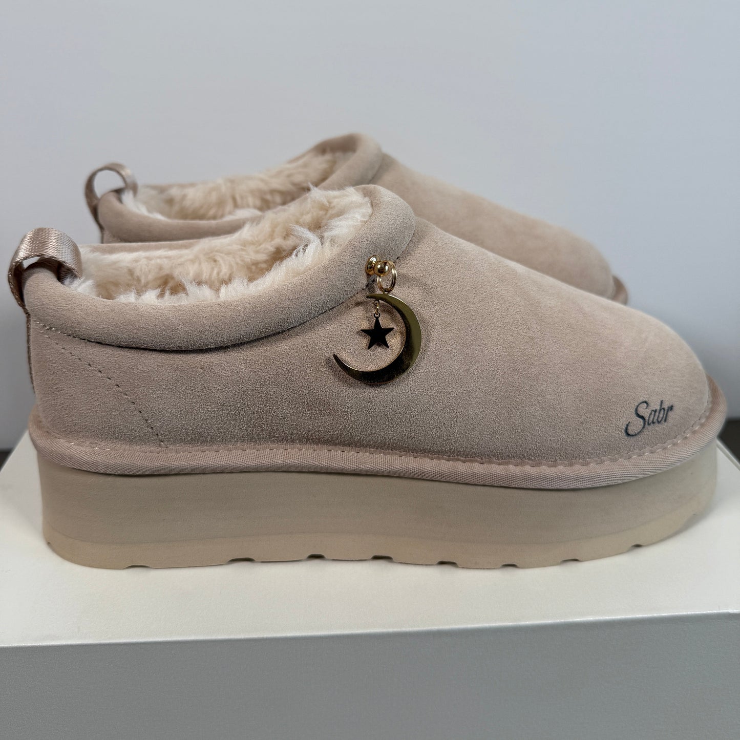 Sabr Clogs